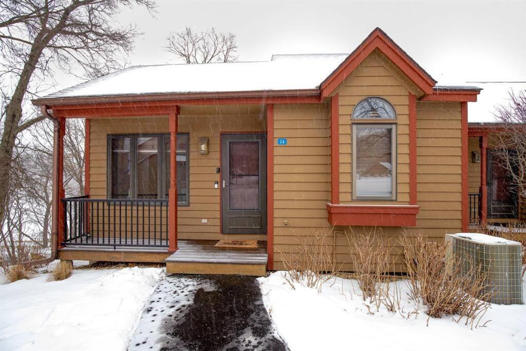 Peaceful 2-Bedroom Townhome Retreat W/Wooded View Galena Luaran gambar